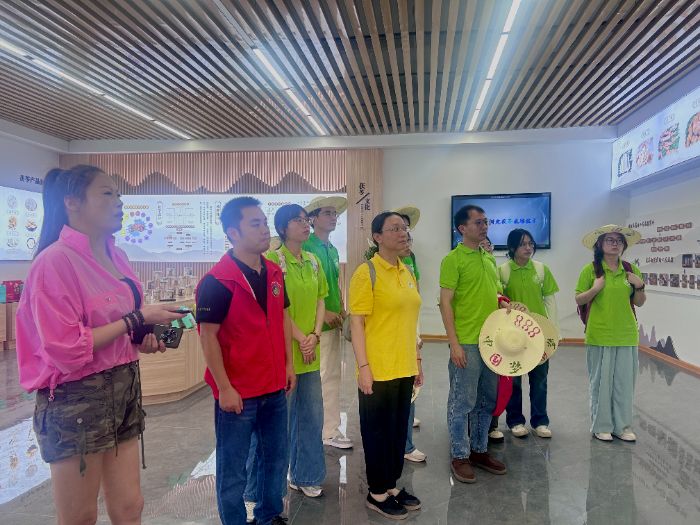 ľ괺 򡱵𡪡ɽӿƼСԺ֤ߵ֮·