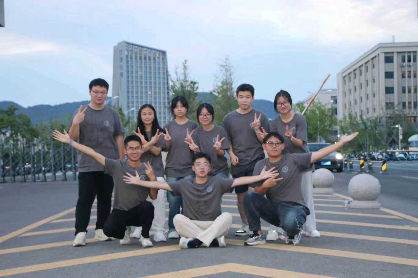 投身江苏科技大学支教团，点亮河南农村孩子求学之路
