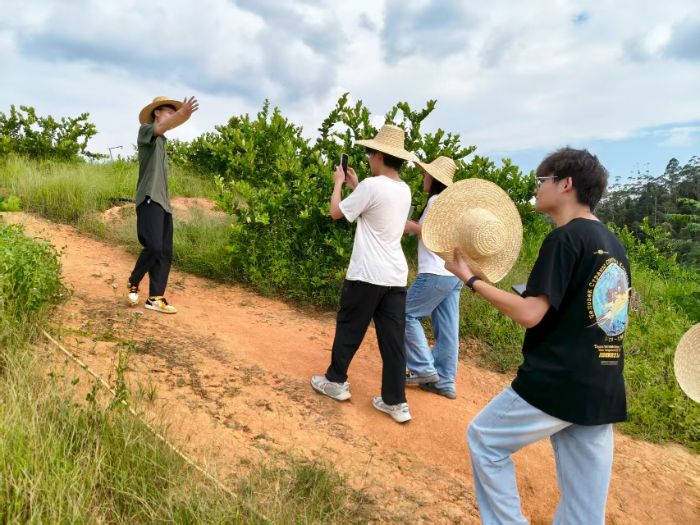 ũѧӸҵֱũ̽չģʽ