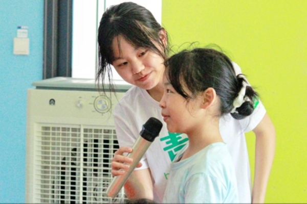 ʦѧ˼ѧԺǰСʵſչഺԽγ