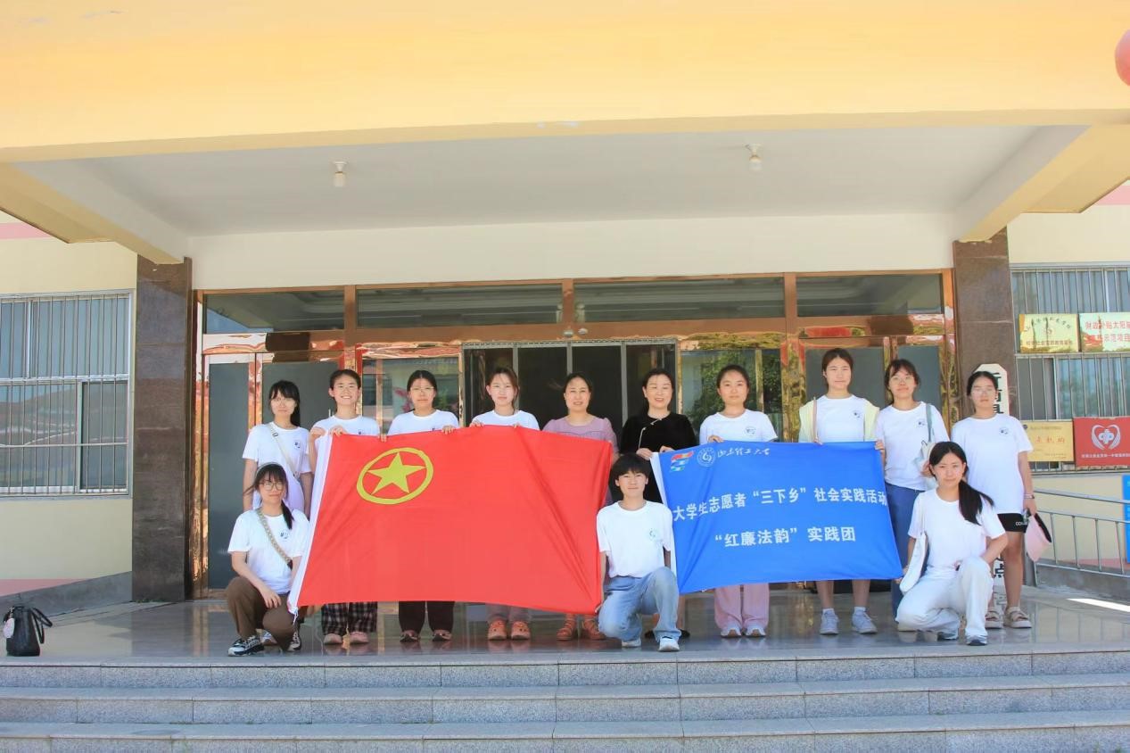 ""ʵŸؿչ"ɫѪ н"