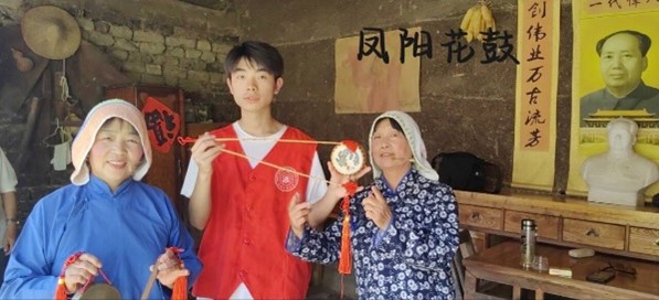 չҵѧ硱ʵ߽Сڴ壬̽ͳִչں