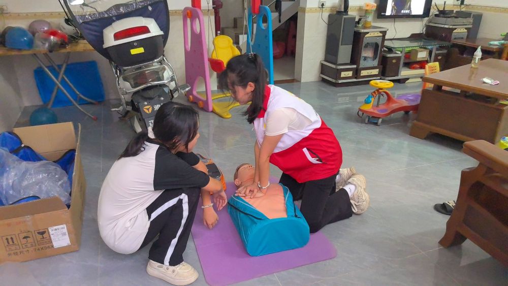 ѵ壬ůġݳְҵѧԺػͻǧ򹤳̡