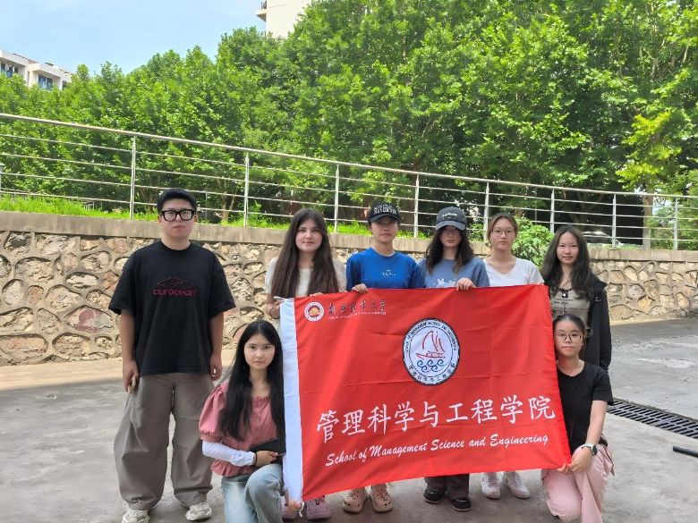 ϲѧӡ硱һһƷŶͨͨҷĲҵ