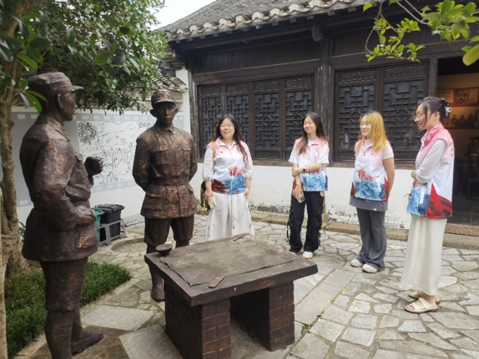 &#12539;ǻ𴫳С ʵӿչɫʵ зܶ