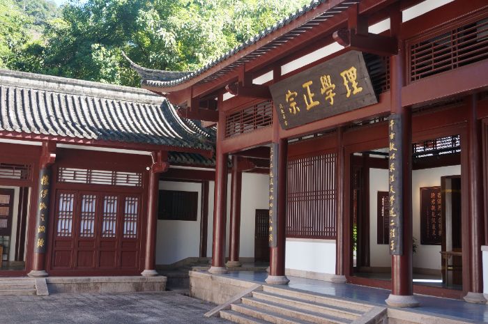 Ļɽ̬ƪ顪ũִѧѧ̽ɽɭֹ԰ʵ