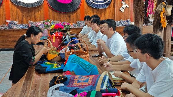 Ǻ͡硱Ĺ£йգַ 족ϣ͡зŻʵʵ