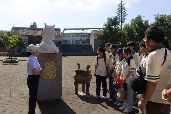 ׷ѰӢ㼣а񡪡ѧӸʾӿչ