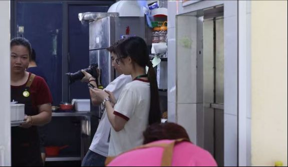 㶫óѧഺѰζ㣬ͷζ