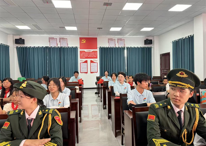 ɫãڻеӢ־еĴл﻿