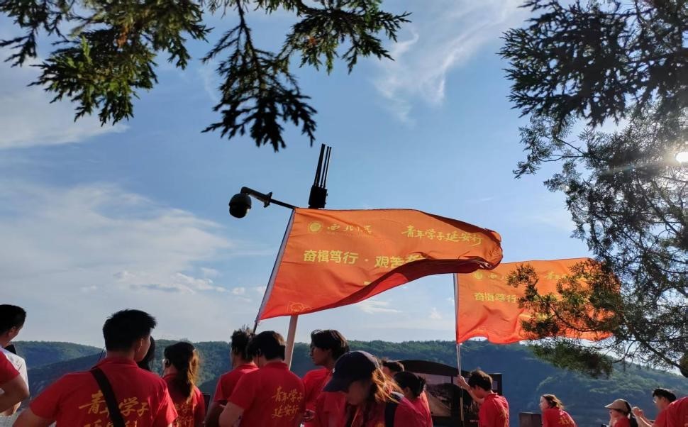 Ӱ족롰ǡĽ죬ഺд