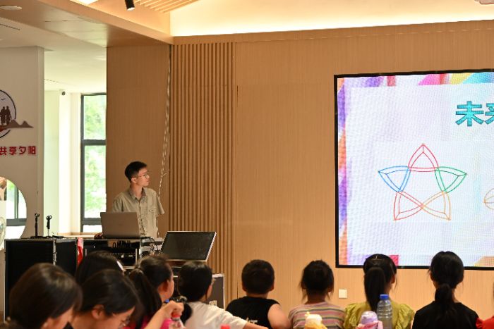 Ӻѧ磺Сִ磬ͯĴδСֹܴ