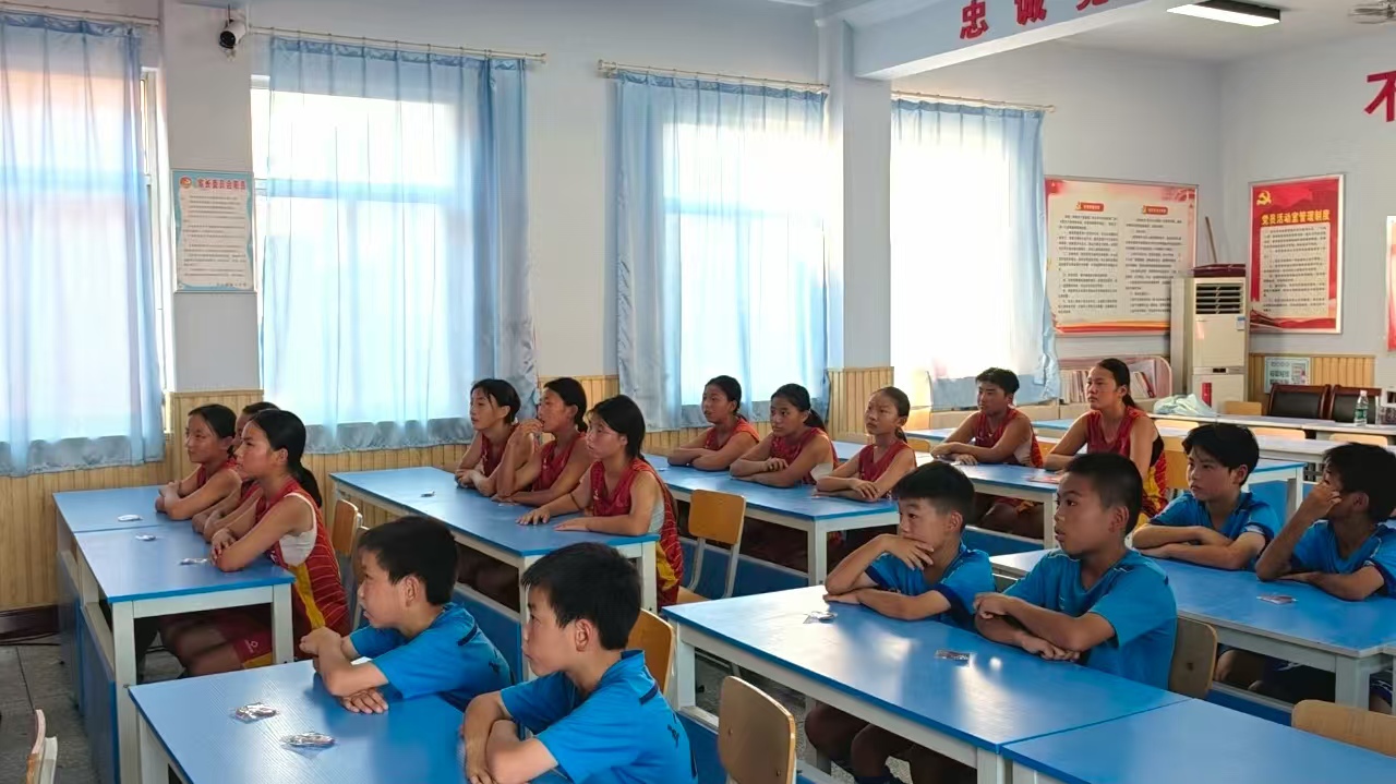 Ӻѧѧһ·һСѧչӰʵ