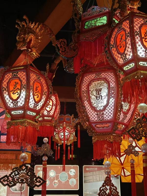 㶫ҵѧǧꡤͻ̽ȪݷĻŲ