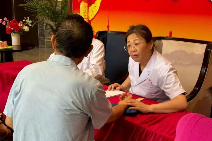 ᪻ƻнͯġҽѧԺ᪻нСʵӸɽׯƻСչ