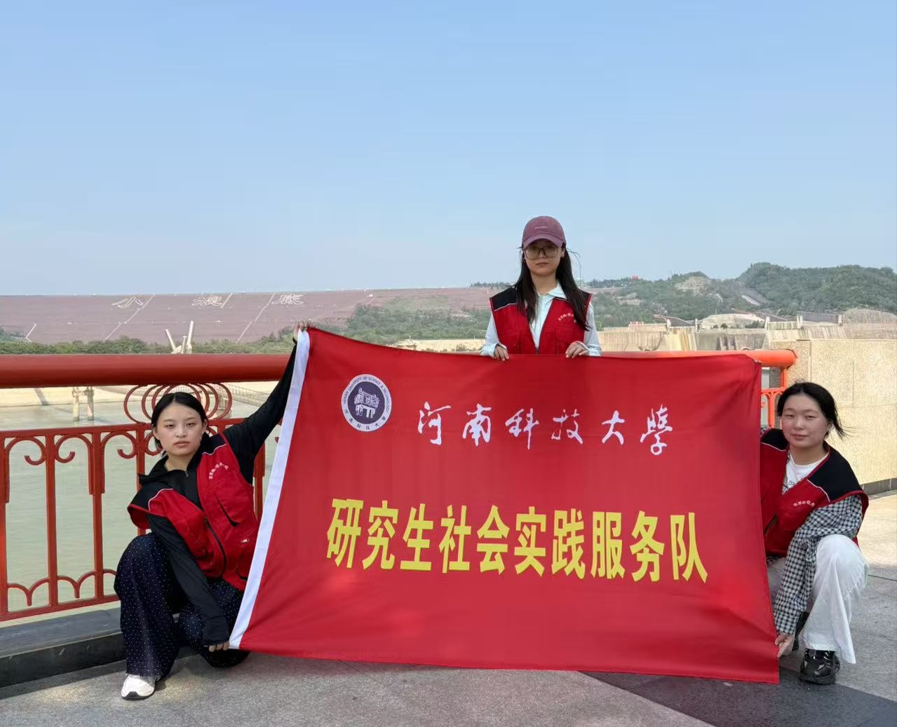 ӿƴо硱С˵ѧʵഺӽ̽Ѱƺ̬֮·