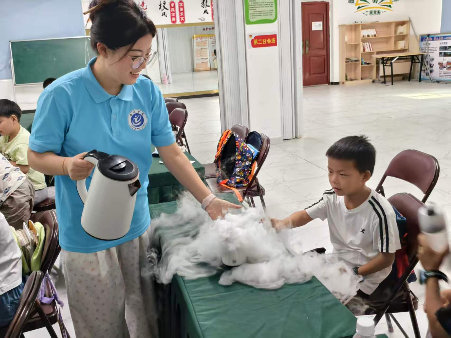 2025ڡ硱ʵɱ澰ഺͯġ