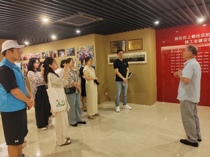 ׷Ѱǿ֮⣬кɫ򡪡һʵʵ