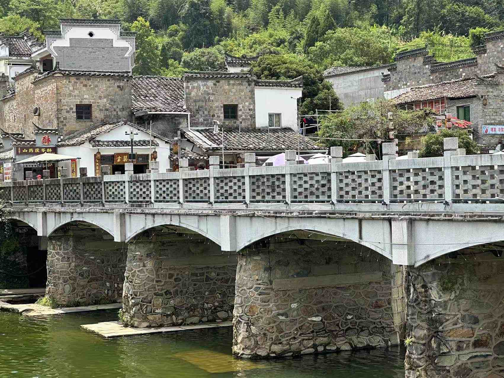 ﴫǧ꣺໨ｳ̽ѰĻ