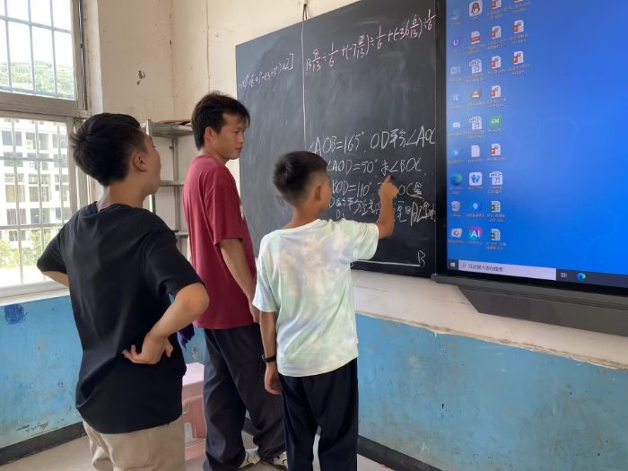 ഺԼɳˮʦѧԺʵӵڿ