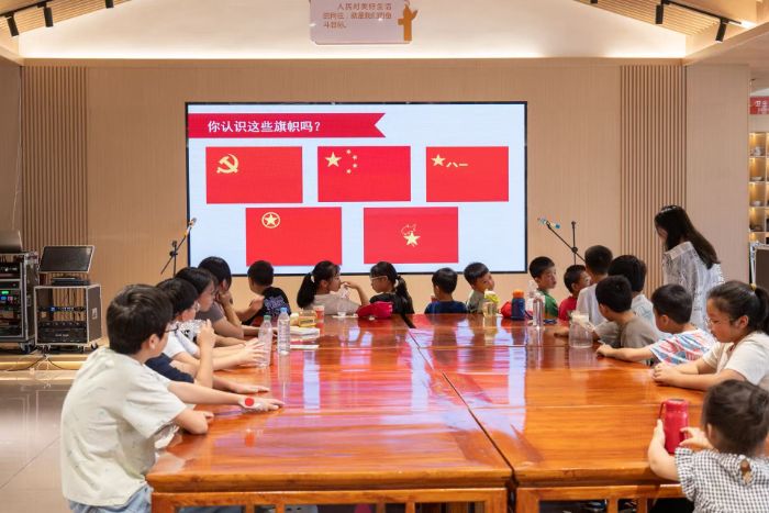 Ӻѧ磺ģɫӲͯġչ˼ʵ