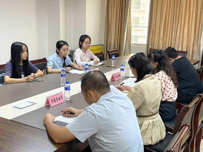 ;캽ŶӸɫþ֣̽ѰɫĻ·չ