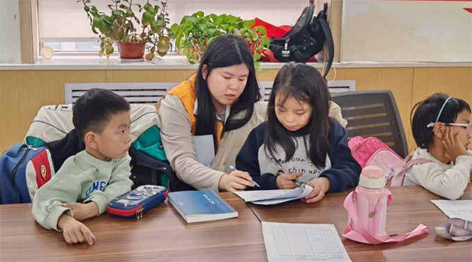 ů�����񡱰�ͯ�У�ɽ����ѧѧ������Ӣ���������ʵ������Ȥζ���õ������ռ���