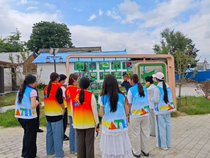 ���黳���Ƽ���������ũ�˷��紴ҵ����ũ��ũ��չ·����������ѧԺ�ǻ�ũҵ�������Ż�����м�ʵ